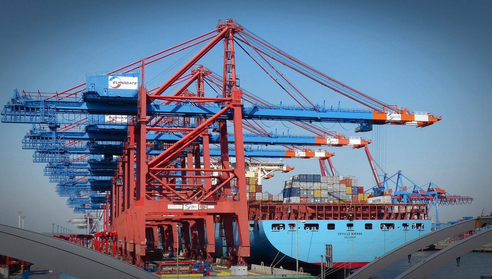 container-gantry-cra